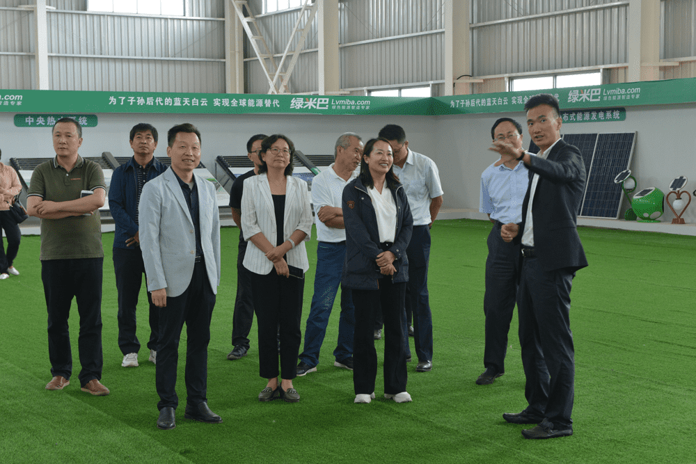 云南省科協(xié)副主席、政協(xié)常委袁曉瑭一行調(diào)研綠米巴產(chǎn)業(yè)園
